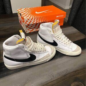 nike high tops vintage style 7.5 Womens